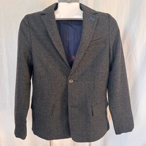 Mini Boden Boys Gray Herringbone Blazer fully lined.